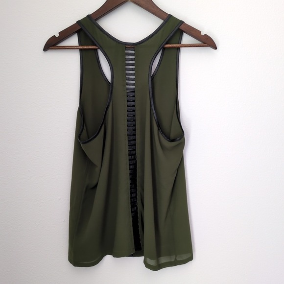 Paper Crane Olive Green Racer Back Tank‎ Leather Trim Sz Small - Picture 2 of 4